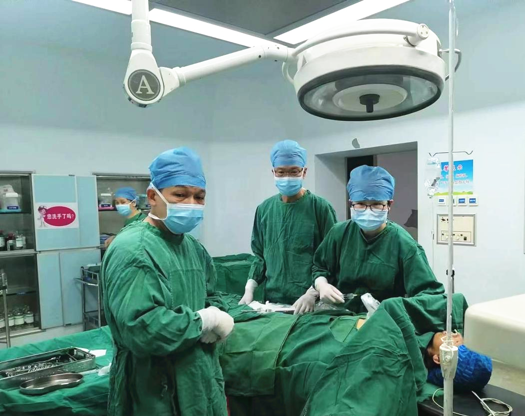 热烈庆祝首都医科大学附属北京友谊医院举办第八期“中国乳腺外科腔镜手术操作培训”圆满成功！